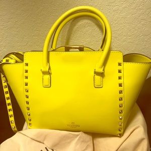 Valentino Vitello Small Rockstud Tote Fluc Yellow